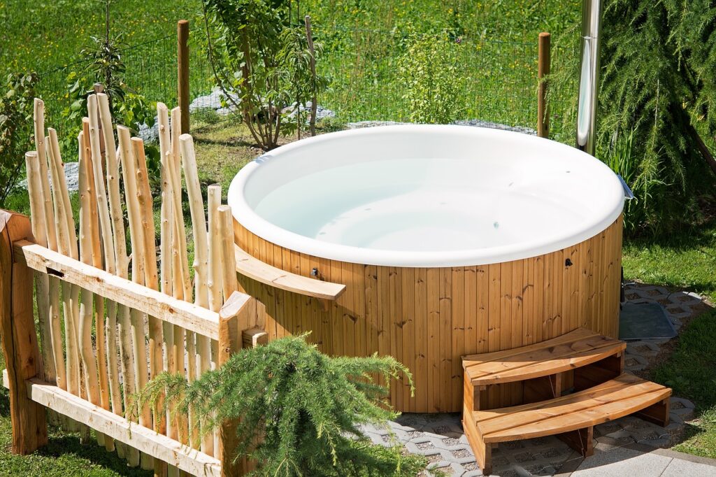 Genieten in de buitenlucht met een hottub in de tuin
